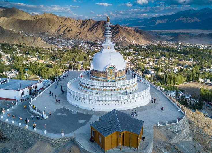 Leh and Ladakh Tour Packages